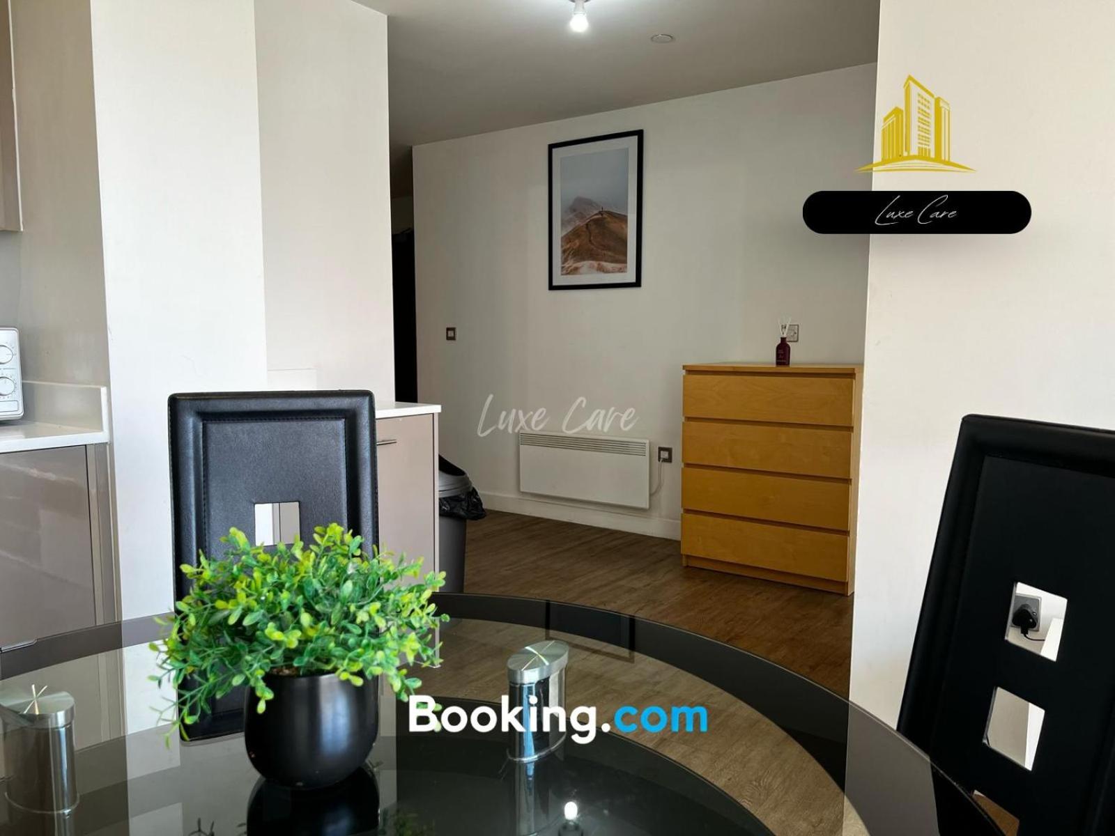 Last-Minute Specials L Book It Now L Sleeps Up To 4 L 2 Bed 2 Bath - Gym - Prime Birmingham Location L Jvt Short Lets Extérieur photo